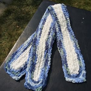 Scarf lot 3